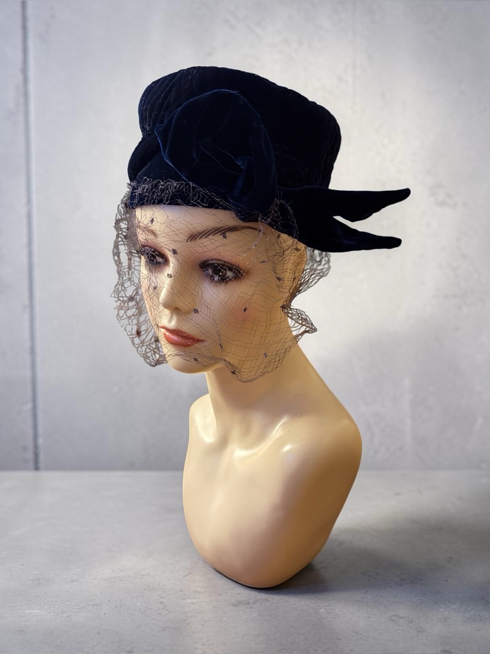 Vintage Sally Vielon Navy Velvet Evening Hat with Face Veil